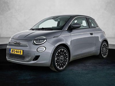 Grijs Gebruikt 2023 Fiat 500e La Prima Sedan | € 24.420 (Duur)