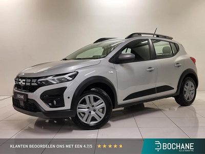 Grijs Occasion 2023 Dacia Sandero Expression Hatchback | € 18.695 (Eerlijke prijs)