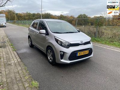 Grijs (metallic) Occasion 2017 Kia Picanto Comfort Hatchback | € 6.450 (Eerlijke prijs)