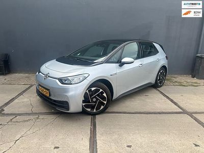Grijs (metallic) Occasion 2020 VW ID.3 Pro Hatchback | € 18.450 (Eerlijke prijs)