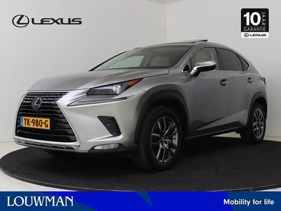 Lexus NX300h