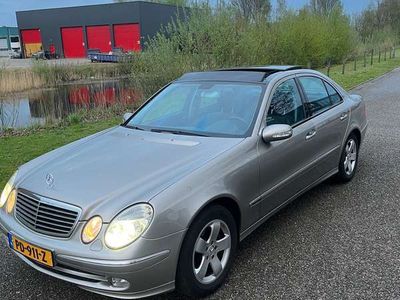 tweedehands Mercedes E200 K. Avantgarde