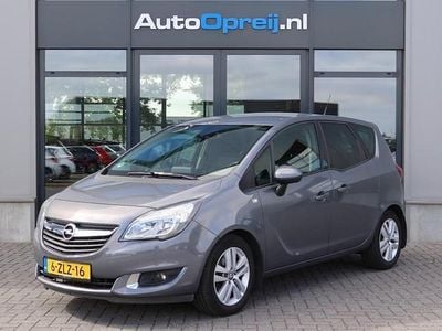 Grijs Gebruikt 2015 Opel Meriva Design Edition MPV | € 10.495 (Eerlijke prijs)