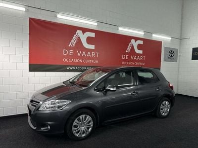 Occasion Toyota Auris 132 PK (97 kW) 2011 Grijs Hatchback