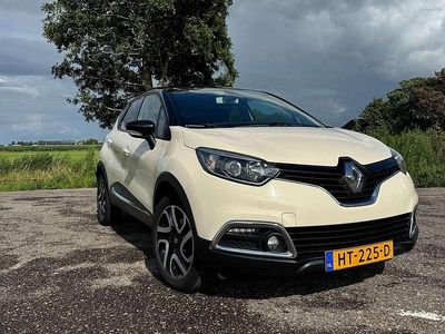 Beige Gebruikt 2016 Renault Captur Dynamique SUV | € 10.950 (Goede deal)