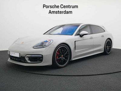Porsche Panamera 4S