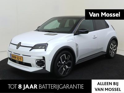 Wit Gebruikt 2025 Renault R5 Urban Hatchback | € 29.940 (Iets duurder)