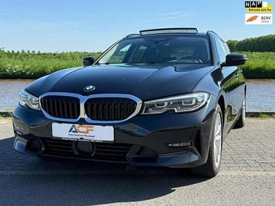 BMW 330e