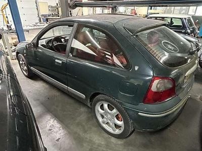 Groen Occasion 1999 Rover 200 Hatchback | € 1.950