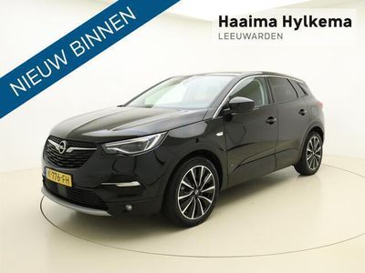 tweedehands Opel Grandland X 1.6 Turbo 225pk Hybrid Business Executive Automaat | Navigatie | Camera achter | Donkere ramen | BI Color velgen