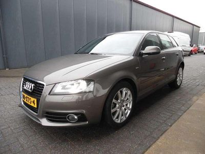 Occasion Audi A3 Comfort 125 PK (91 kW) 2012 Grijs (metallic) Hatchback