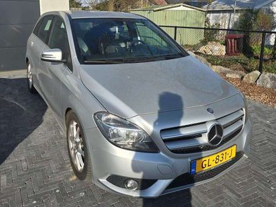 Mercedes B180