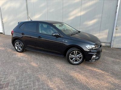 Zwart Occasion 2021 VW Polo Highline Hatchback | € 16.845 (Eerlijke prijs)