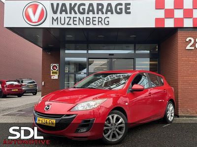 Rood Occasion 2009 Mazda 3 Hatchback | € 7.945 (Duur)