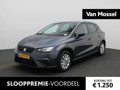 Grijs Gebruikt 2022 Seat Ibiza Business Hatchback | € 16.900 (Eerlijke prijs)