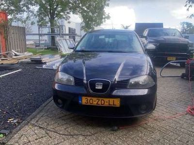 tweedehands Seat Ibiza 1.6 16V (freestyle) kapotte stuurpomp (rijd wel)