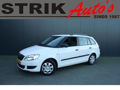 tweedehands Skoda Fabia Combi 1.2-12V Fresh AIRCO - TREKHAAK - 2e EIGENAAR