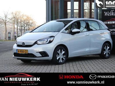 Zilver (metallic) Gebruikt 2023 Honda Jazz Elegance Hatchback | € 23.700 (Eerlijke prijs)
