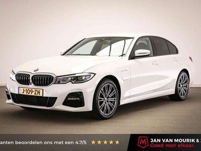 BMW 330e