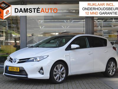 tweedehands Toyota Auris 1.8 Hybrid 136pk Executive Automaat │ Panoramisch dak │ All season banden