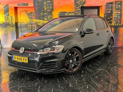 Zwart Occasion 2018 VW Golf VII GTI Hatchback | € 23.999 (Eerlijke prijs)