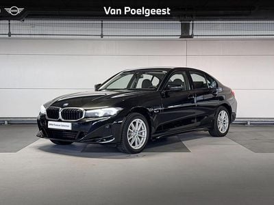 Zwart Occasion 2023 BMW 320e Shadowline Sedan | € 33.900 (Goede deal)