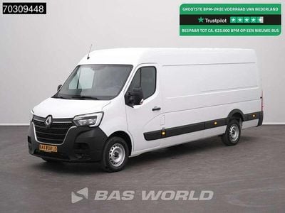 Wit Occasion 2022 Renault Master Van | € 17.900