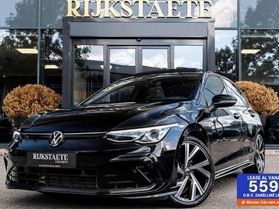 Zwart Gebruikt 2024 VW Golf VIII R-line Hatchback | € 34.900 (Eerlijke prijs)