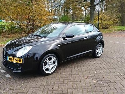 Zwart (metallic) Gebruikt 2009 Alfa Romeo MiTo Hatchback | € 2.950 (Eerlijke prijs)