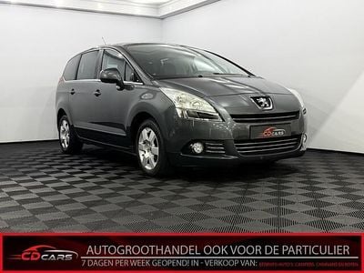 Occasion Peugeot 5008 Active 120 PK (88 kW) 2012 Grijs (metallic) MPV