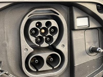 Grijs Nieuw 2025 Ssangyong (KGM) Torres EVX SUV | € 43.450