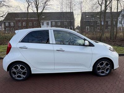 Wit Occasion 2016 Kia Picanto Hatchback | € 10.345 (Eerlijke prijs)