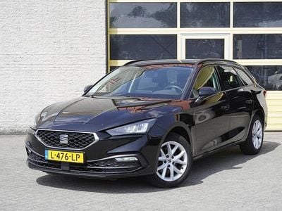 Zwart Gebruikt 2021 Seat Leon Reference Stationwagen | € 12.350 (Eerlijke prijs)