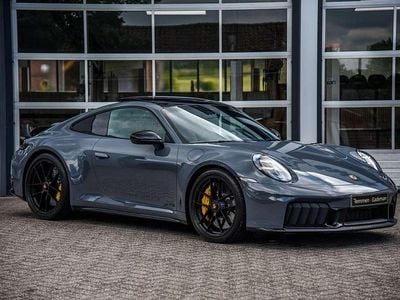 Porsche 911 Carrera GTS