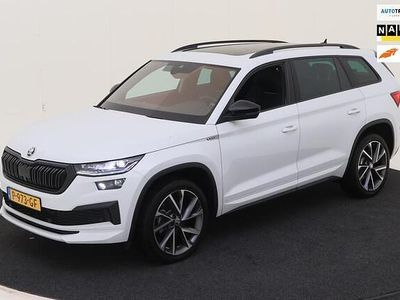 Wit Gebruikt 2022 Skoda Kodiaq SportLine SUV | € 32.945 (Eerlijke prijs)