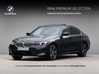 Zwart Occasion 2024 BMW 320e M Sport Sedan | € 41.800 (Eerlijke prijs)