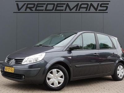 Occasion Renault Scénic II Dynamique 111 PK (81 kW) 2006 Grijs MPV