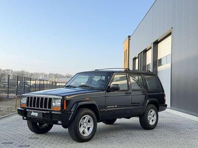Zwart Occasion 2000 Jeep Cherokee Limited SUV | € 23.750