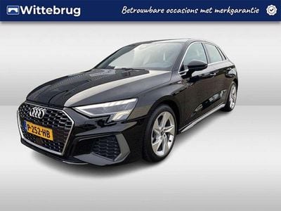 Zwart Occasion 2022 Audi A3 Sportback S-Line Hatchback | € 29.950 (Goede deal)