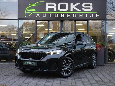 Zwart (metallic) Gebruikt 2023 BMW X1 Shadowline SUV | € 46.950 (Eerlijke prijs)