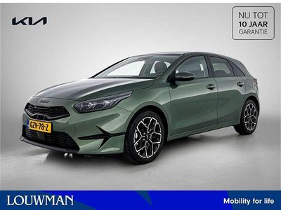 Groen metallic Gebruikt 2025 Kia Ceed Hatchback | € 29.440 (Duur)