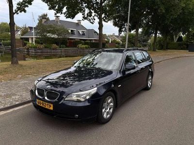 BMW 523