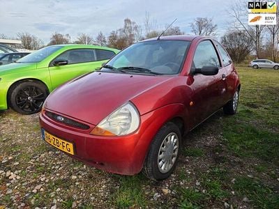 Rood Gebruikt 2007 Ford Ka Cool & Sound Edition Hatchback | € 999 (Eerlijke prijs)