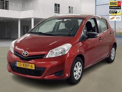 Rood Gebruikt 2012 Toyota Yaris Comfort Hatchback | € 8.450 (Eerlijke prijs)