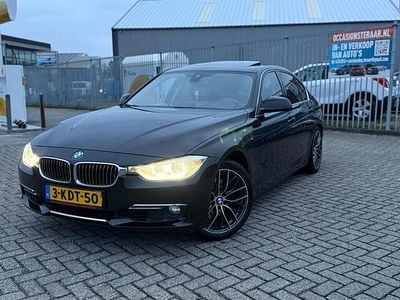 Zwart (metallic) Gebruikt 2013 BMW 328 Sedan | € 11.500 (Goede deal)