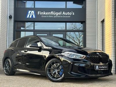 Zwart (metallic) Occasion 2021 BMW M135 M Performance Hatchback | € 35.900 (Super prijs)