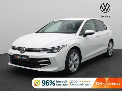 Occasion VW Golf VIII Edition 204 PK (150 kW) 2025 Wit Hatchback