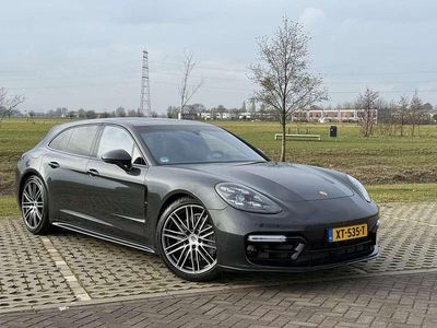 Grijs (metallic) Occasion 2019 Porsche Panamera Sport Turismo Stationwagen | € 71.890 (Iets duurder)