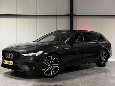 Grijs Gebruikt 2022 Volvo V90 R-Design Stationwagen | € 37.800 (Iets duurder)