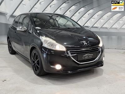 Zwart Gebruikt 2012 Peugeot 208 Allure Hatchback | € 5.995 (Iets duurder)